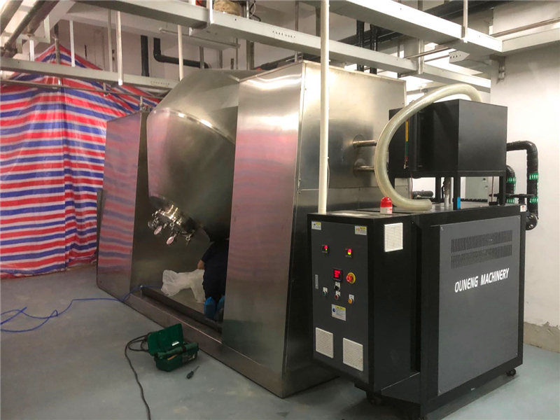 鋰電材料干燥使用油溫機的優勢