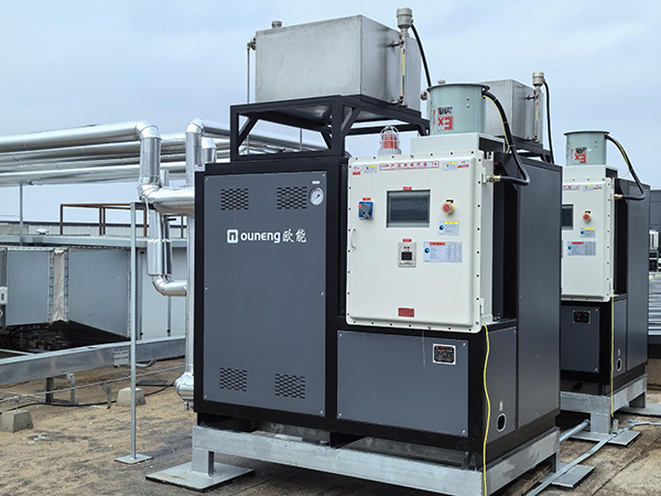 防爆導(dǎo)熱油電加熱器設(shè)備，化工制藥行業(yè)都在用