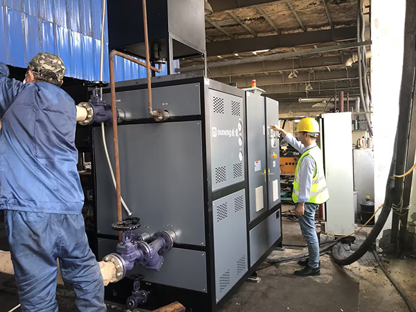 玻璃纖維板熱壓機(jī)控溫電加熱有機(jī)熱載體爐