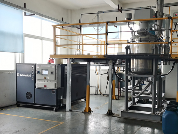 500升的攪拌釜控溫防爆冷熱一體機 500升的攪拌釜控溫防爆冷熱一體機