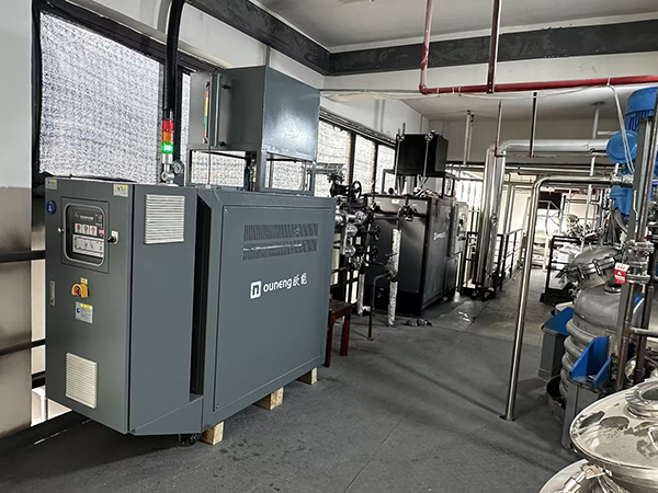 3D打印用尼龍粉末反應(yīng)釜干燥模溫機(jī) 3D打印用尼龍粉末反應(yīng)釜干燥模溫機(jī)