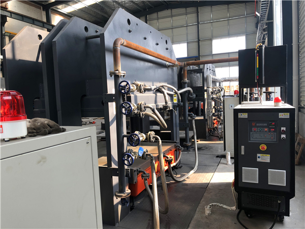 模溫機導(dǎo)熱油多久換一次？學(xué)會能省大幾千