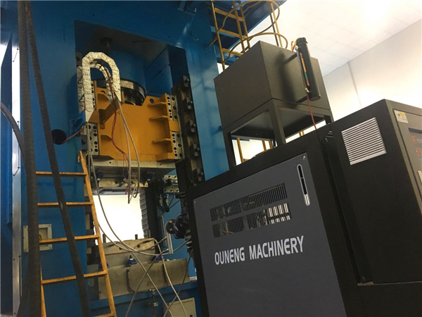 復(fù)合材料高溫模溫機(jī)有哪些保護(hù)功能？南京歐能多重保護(hù)