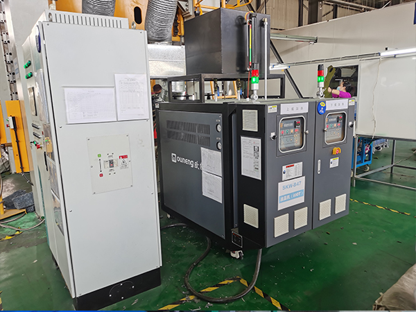 模溫機控制面板的作用，擁有這些功能