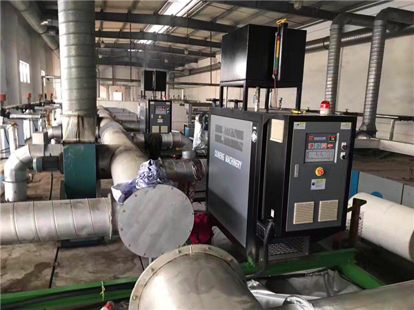 電加熱導熱油爐工作現(xiàn)場 電加熱導熱油爐工作現(xiàn)場