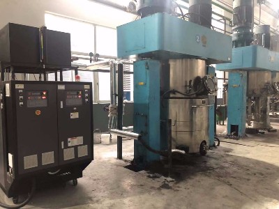 如何設(shè)計連續(xù)攪拌反應釜的溫控設(shè)備？難點在哪里呢「歐能機械」