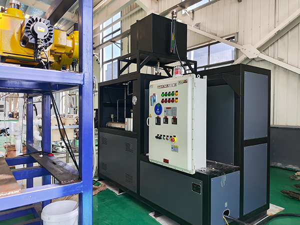 化工醫(yī)藥產(chǎn)品反應(yīng)釜防爆油溫機(jī) 化工醫(yī)藥產(chǎn)品反應(yīng)釜防爆油溫機(jī)