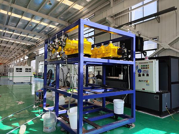 化工醫(yī)藥產(chǎn)品反應(yīng)釜防爆油溫機(jī) 化工醫(yī)藥產(chǎn)品反應(yīng)釜防爆油溫機(jī)