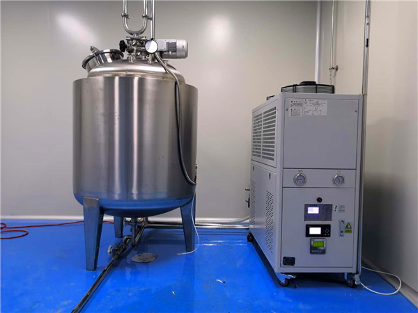 不銹鋼反應釜冷卻