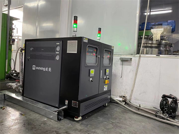 汽車鋰電材料行業常用的電加熱導熱油爐如何清洗？