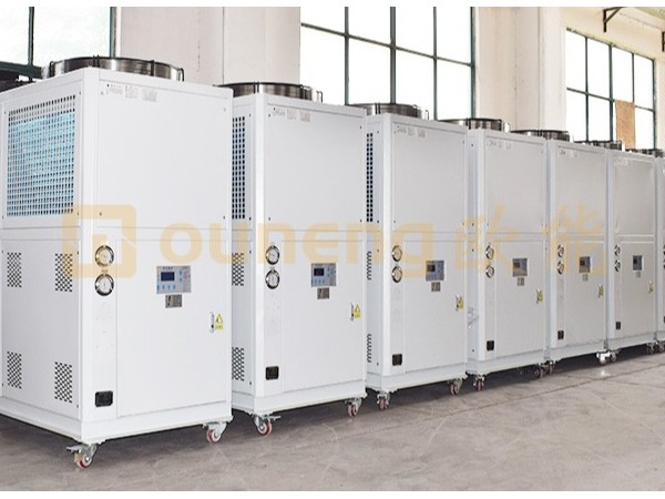 工業冷水機發貨